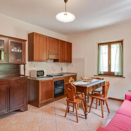 In With Pool & Nature *