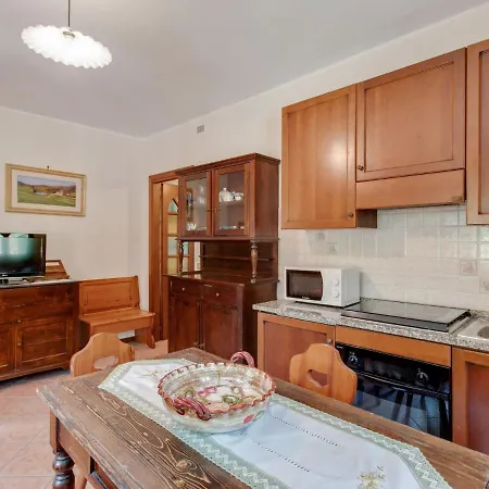 In With Pool & Nature