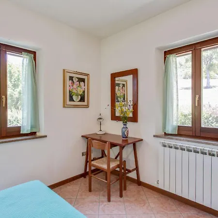 In With Pool & Nature 아시시